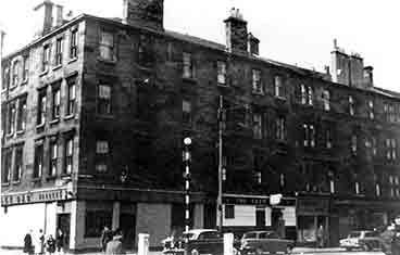 Exterior view of the Caley Bar 47 Caledonia Road